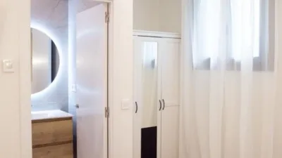 Apartment in Barrio León-El Tardón-Blas Infante photo 16