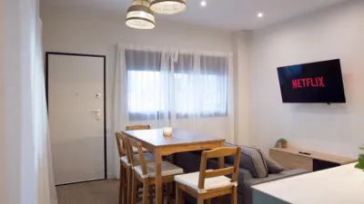 Apartment in Barrio León-El Tardón-Blas Infante photo 2