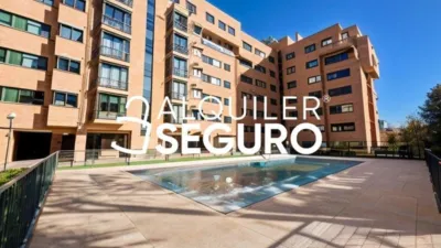 Piso en alquiler en Barajas - Imagen 2