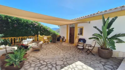 Chalet at Carrer Riu Dalcoi 18, No. 18 photo 7