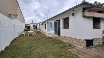Casa en calle Revillarruz photo 32