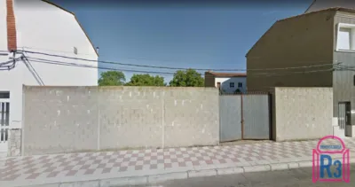 Terreny en venda a Calle de San José, Crucero-Pinilla-La Vega (León Capital) de 44.000 €