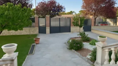 Chalet en venta en Calle de Miguel Delibes, Boecillo de 365.000 €
