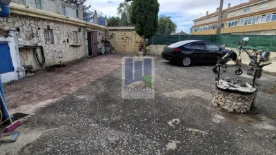 House on Buniel Street photo 21