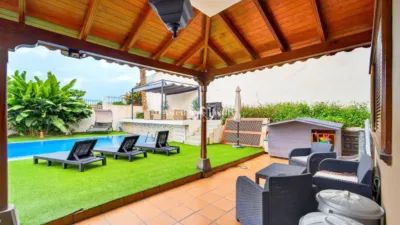 Villa in Las Cuevas photo 8