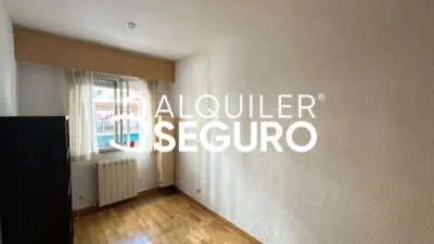 Piso en alquiler en Ciudad Lineal - Imagen 9