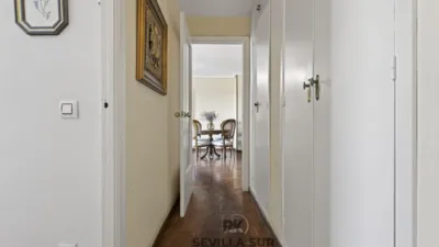 Flat on Luis de Morales Street photo 11