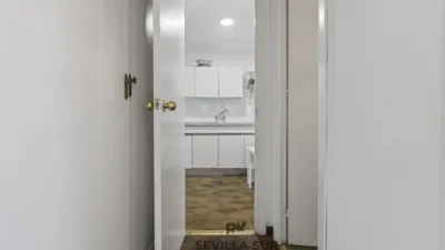 Flat on Luis de Morales Street photo 19