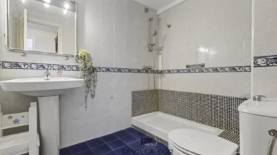 Flat on Luis de Morales Street photo 41