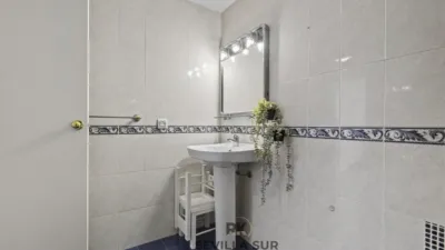 Flat on Luis de Morales Street photo 43