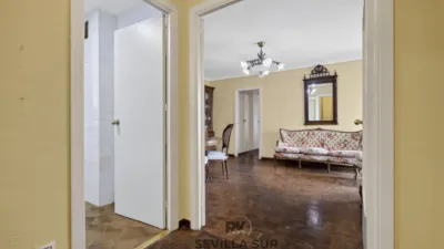 Flat on Luis de Morales Street photo 9