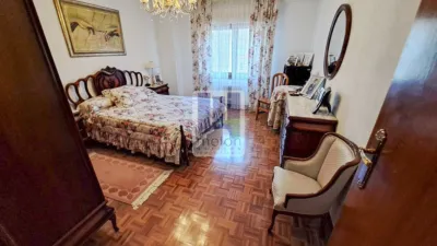 Flat on Calle de Padre Melchor Prieto photo 2