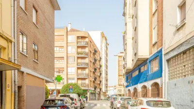 Piso en venta en Calle de Basilio Armendáriz, 2, Burlada - Burlata de 220.000 €