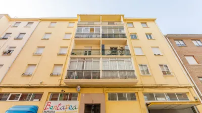 Piso en venta en Calle de Basilio Armendáriz, 2, Burlada - Burlata de 220.000 €