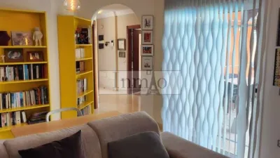 Chalet pareado en venta en Avenida de San Francisco, 30, Los Cristianos (Arona) de 1.080.000 €