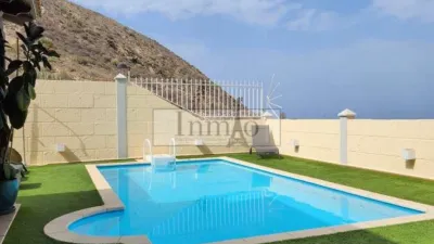 Chalet pareado en venta en Avenida de San Francisco, 30, Los Cristianos (Arona) de 1.080.000 €