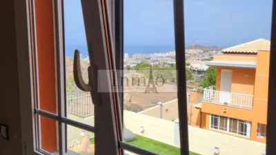 Chalet pareado en venta en Avenida de San Francisco, 30, Los Cristianos (Arona) de 1.080.000 €