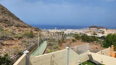 Chalet pareado en venta en Avenida de San Francisco, 30, Los Cristianos (Arona) de 1.080.000 €