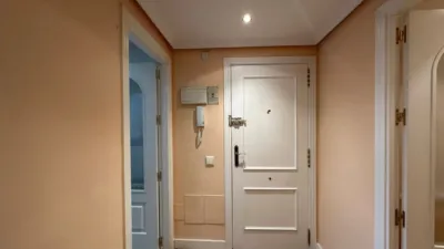 Piso en alquiler en Calle de Antonio Romero, 25 - Imagen 3