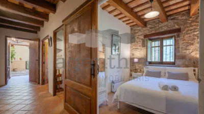 Detached house on Carrer de les Monges photo 3