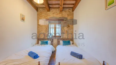 Detached house on Carrer de les Monges photo 5