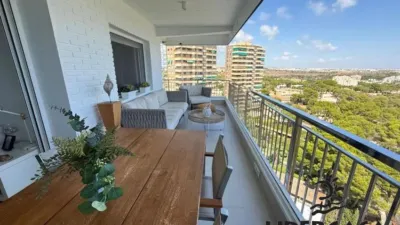 Piso en venta en Dehesa de Campoamor-Aguamarina, Dehesa de Campoamor-Aguamarina (Distrito Orihuela Costa. Orihuela) de 480.000 €