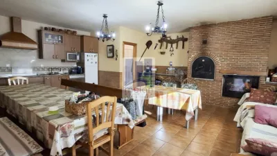 House on Calle Revenga de Muño photo 9