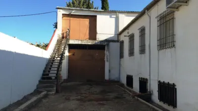 House in the Chalet Zone, Next to the Road Access to Baeza. photo 5