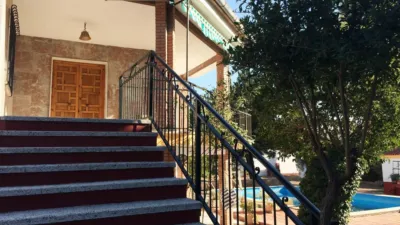 House in the Chalet Zone, Next to the Road Access to Baeza. photo 8