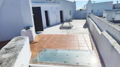 House located next to Paseo de La Ribera and just 2 minutes from La Laguna. photo 12