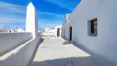 House located next to Paseo de La Ribera and just 2 minutes from La Laguna. photo 19