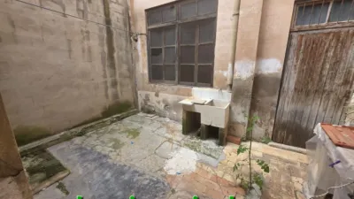 Ground Floor Between The Music Garden and The Main Avenue photo 8