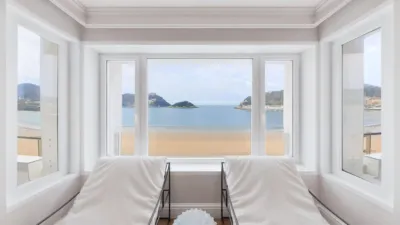 Apartment on Zubieta Street, 25M from La Concha Beach photo 2