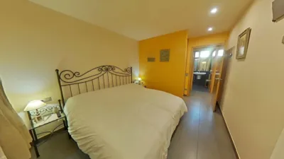 Semi-detached house in Centre de La Població photo 4