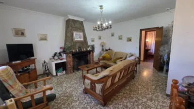 House located near the N-340, just a step away from Conil. Good area. photo 10