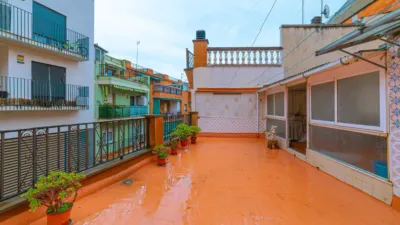 House in Alavarado, opposite L3 Roquetes Metro photo 5