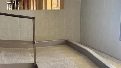 Piso en Cerca del Hospital General y Centro Comercial Gran Vía. photo 18
