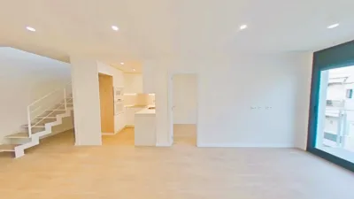 Penthouse close to the town centre and just minutes from the beach. photo 3