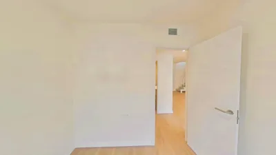Penthouse close to the town centre and just minutes from the beach. photo 11