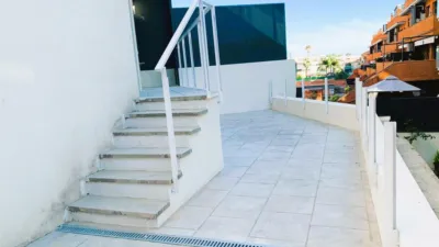 Apartment in the Heart of the Centre and Just Minutes from the Beach. photo 6