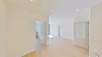 Apartment in the Center and Just Minutes from the Beach. photo 10