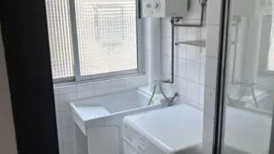 Flat on Calle Santa Engracia photo 2