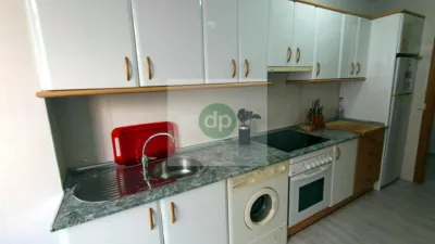 Piso en alquiler en en La Autopista, Próximo A Institutos y Colegios., Pardaleras (Badajoz Capital) de 700 €<span>/mes</span>