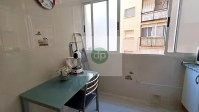 Piso en alquiler en en La Autopista, Próximo A Institutos y Colegios., Pardaleras (Badajoz Capital) de 700 €<span>/mes</span>