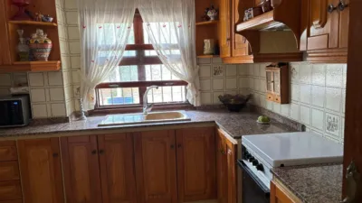 Casa – Elda, Barrio San Francisco de Sales - Más