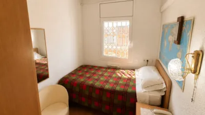 Penthouse on Calle Didac Priu - Sant Boi de Llobregat photo 20
