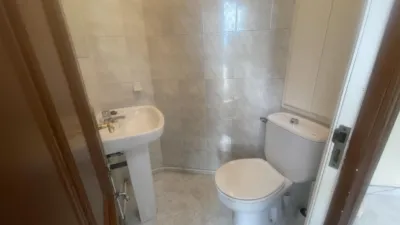 Local comercial en alquiler en As Breas-Carnota (A Coruña) - Más