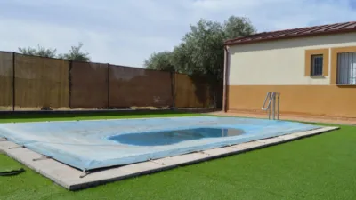 House with Pool in Alcuéscar photo 21