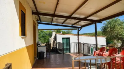 House with Pool in Alcuéscar photo 14