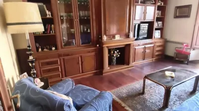 Apartment in a property located on the Main Square of the town. photo 16
